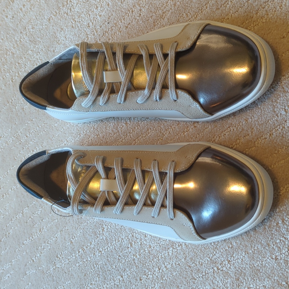 Kenneth Cole Sneakers